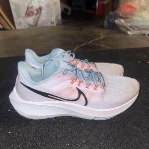 Nike Air Zoom Pegasus 39 Womens Size 7.5 Shoes Purple DH4072-500 Running Sneaker